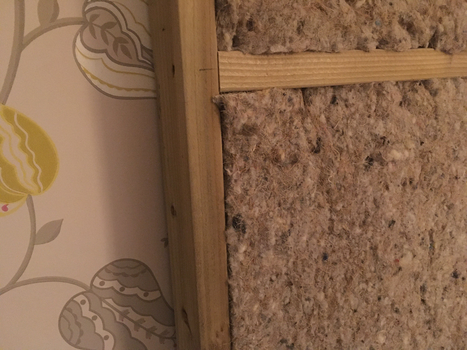 Sisalwool 100mm natural fibre insulation in wall